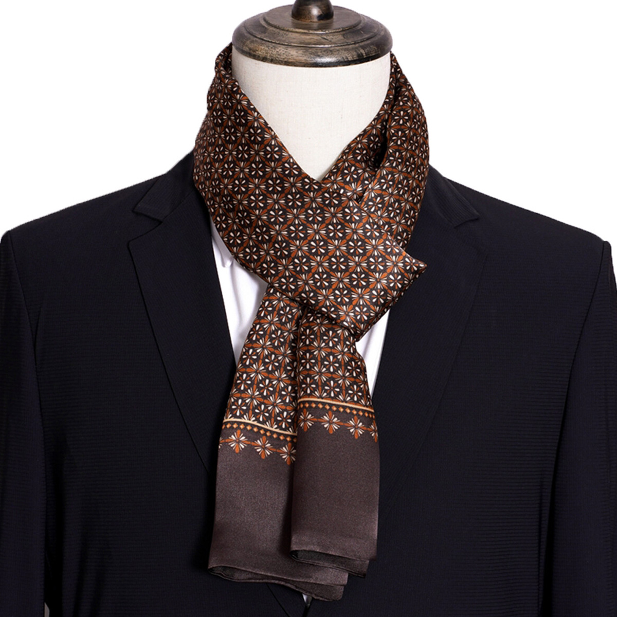 Nouveau foulard en soie à rayu - Men Accessories For Travel avis et prix