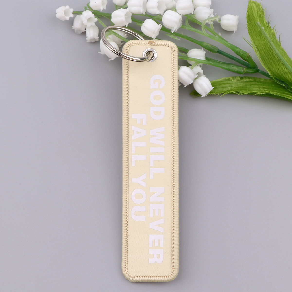 Porte-clés brodé avec citation - Men Accessories Ring avis et prix