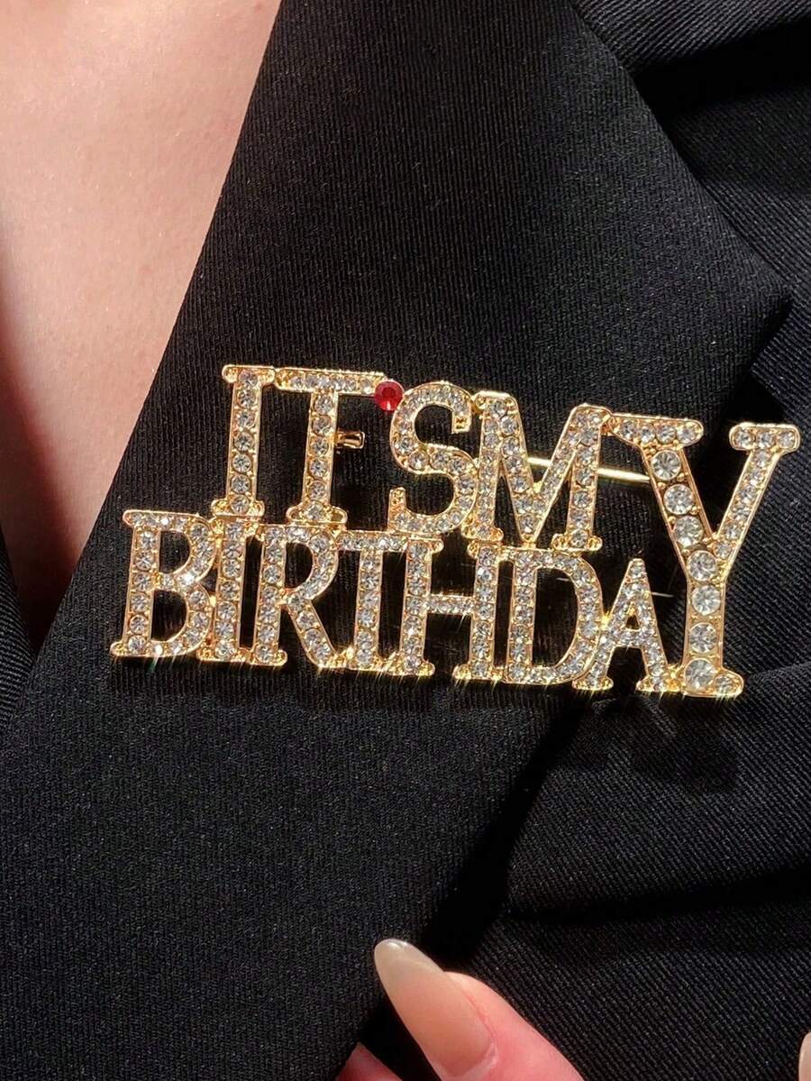1 pièce Broche de luxe à lettr - Men'S Accessories High End avis et prix